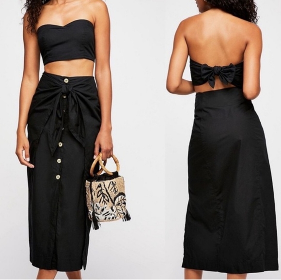 Free People Dresses & Skirts - Free People Black Sunny Sun Set

Size Medium